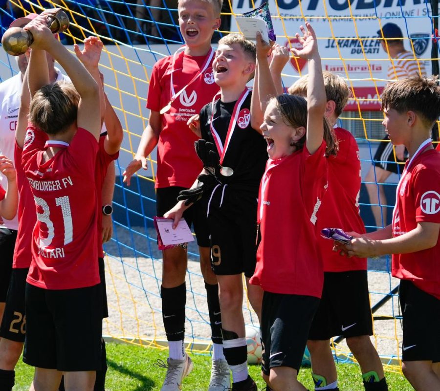 ba80adc2-2087-4ae7-bfb9-9e8fd0bd3adf ba80adc2-2087-4ae7-bfb9-9e8fd0bd3adf